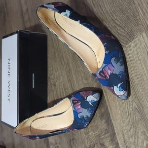 Nine West Dark Blue Floral Heels